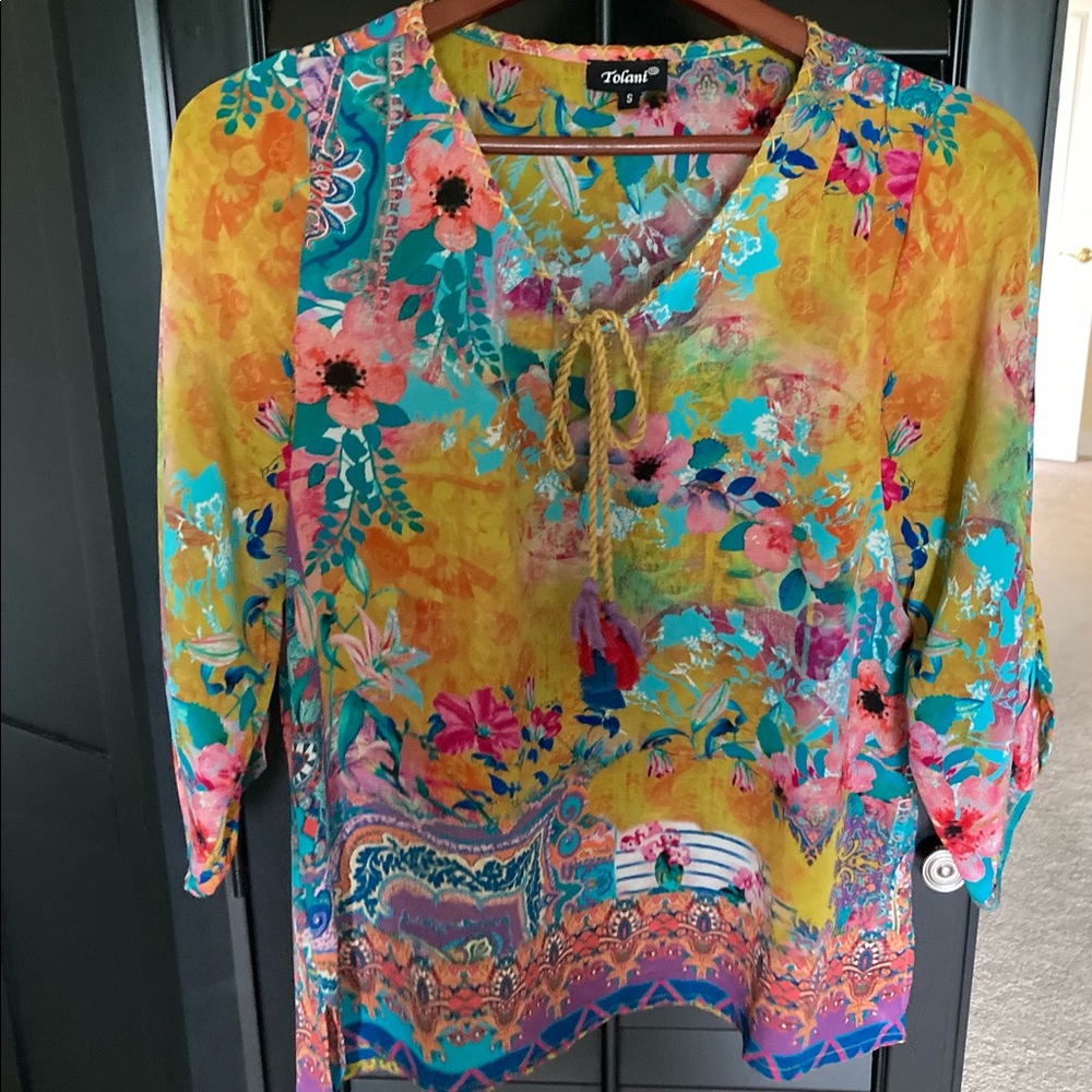 Women’s blouse